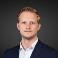 Tobias Müller, Cfa, Frm