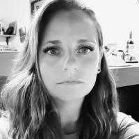 Larissa Harsteln