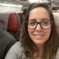Débora Ayres