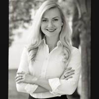 Rachel Mccartney, Mba