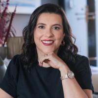 Débora Brito Paiva Barbosa