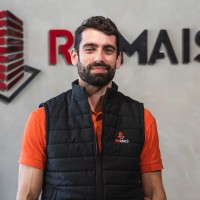 Professor Caio Aguiar