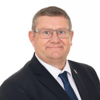 Alan Leigh Fciob, Cenv