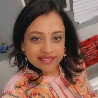 Santhoshi T