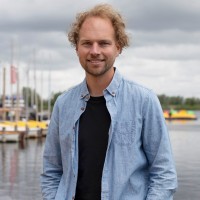 Thom Hoff