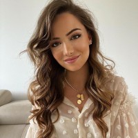 Alexa Davis