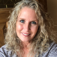 Janet Manijak Loulousis