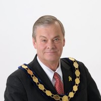 Brad Woodside
