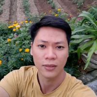 W Trung
