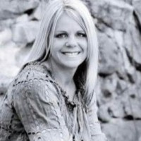 Dayna Davis