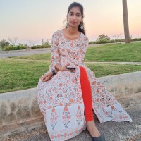 Pooja Akula