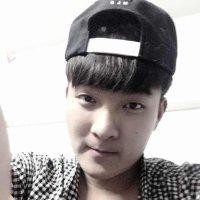 杨召伟