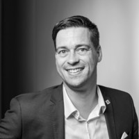 Christopher Uhl