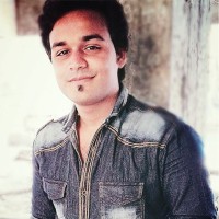 Vivek Shukla