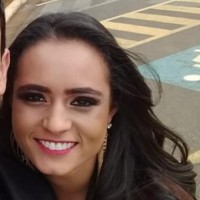Maria Elisa Paraguassu Soares