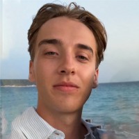 Sander M. Støback