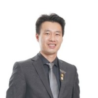 Woon Kia Yong