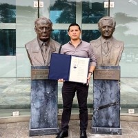 Javier Briones Eguia