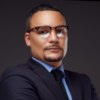 Daniel Yakan Brand
