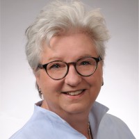 Claudia Bodenstab