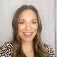 Laura R.
