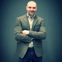 Bill Ernstes, Pla