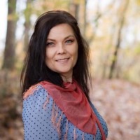 Lisa Davidson