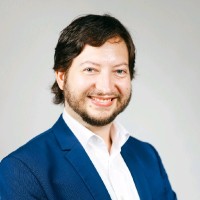 Dominik F. Kirchdorfer