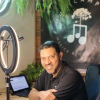Eric Lujan