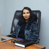 Harsha Vardhini , Pogunul Srinivasalu