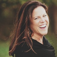 Larisa Myles Spillman