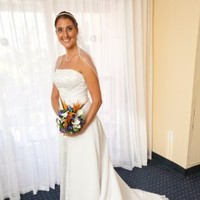 Debra Leon