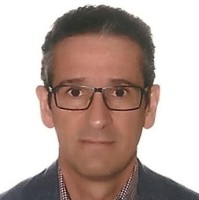 Tomás González