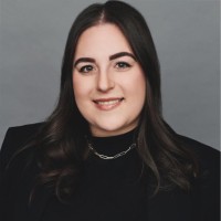 Erica Bloom, Ma