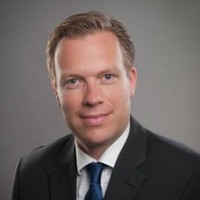 Stefan Bauer