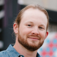 Travis Rowe