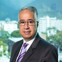 Luis Cardona