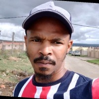 Xola Makhasi