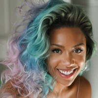 Simone' Johnson