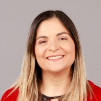 Lénia Matos