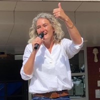 Yvonne Richards-Vlam MSc