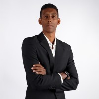 Caio Moreira