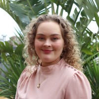 Gabrielle Snell