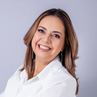 Fábia Cruz