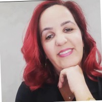 Elaine Moreira