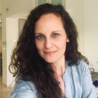 Yael Lahat