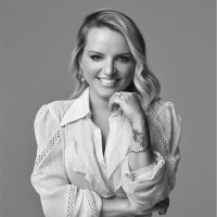 Stephanie O Guelles