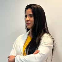Jamile Oliveira