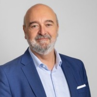 Manuel J Martin Dominguez