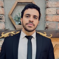 Asım E.